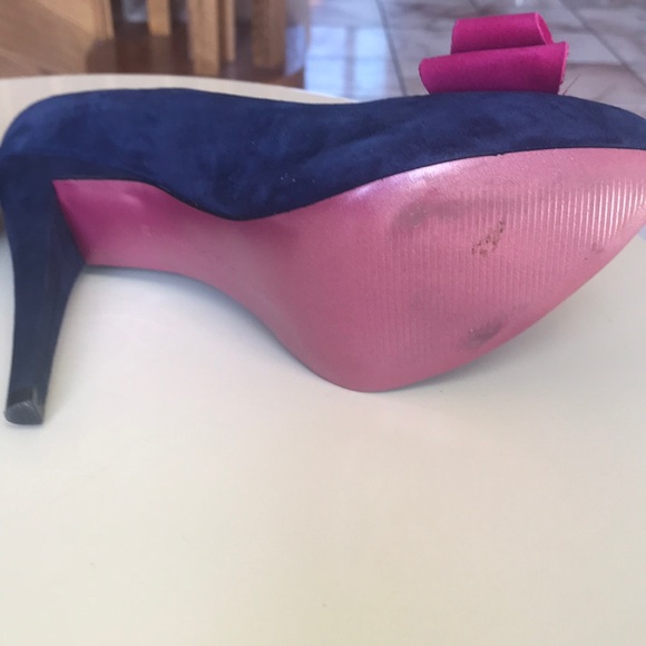 Paris Hilton ‘Amelie’ Suede Heels - Picture 6 of 7